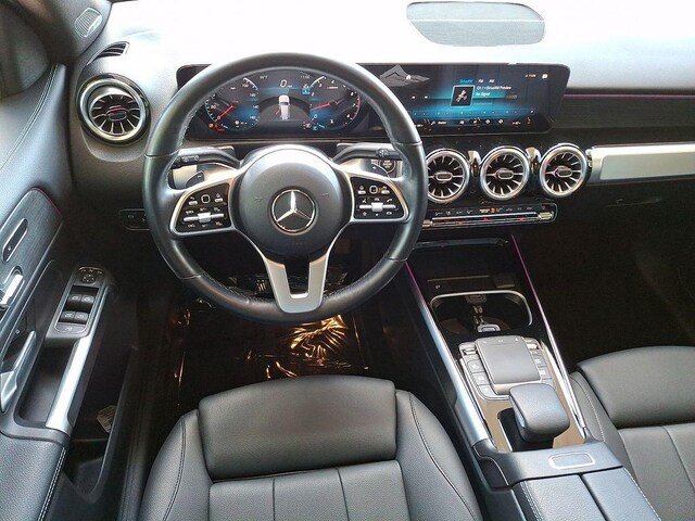 2023 Mercedes-Benz GLB 250