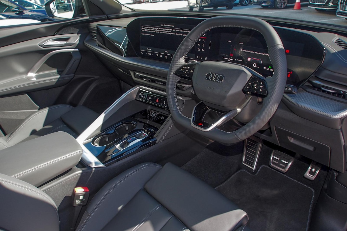 Image about Audi Q5 SUV TDI quattro 150 kW sport