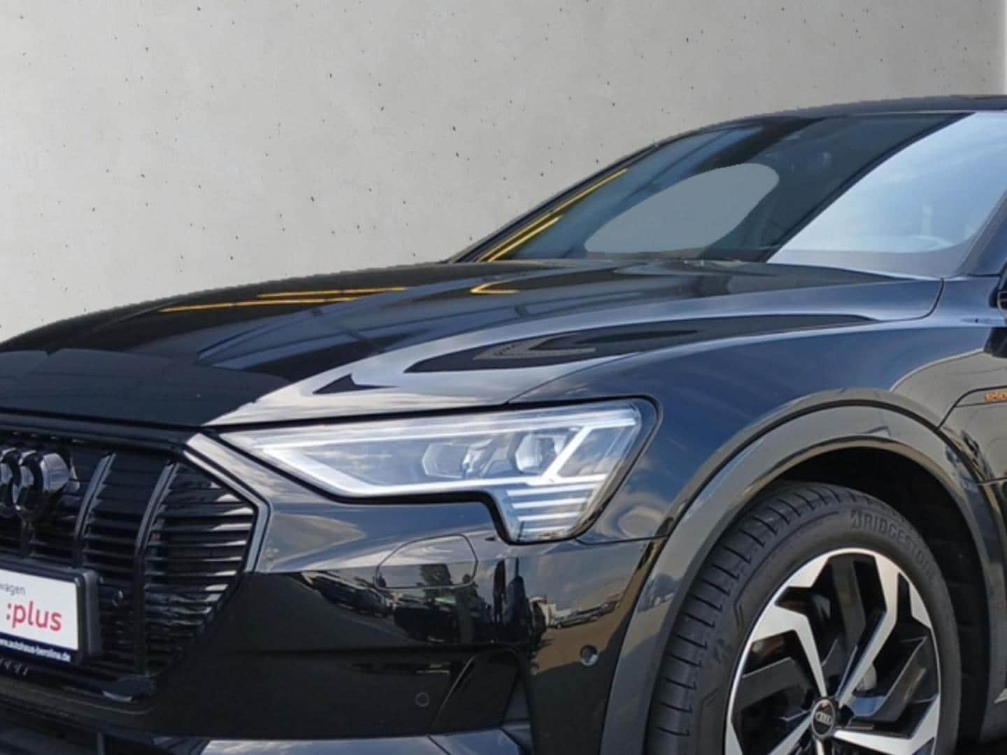 Bild über Audi e-tron Sportback advanced 55 quattro - für weitere Informationen kontaktieren Sie den Audi Partner