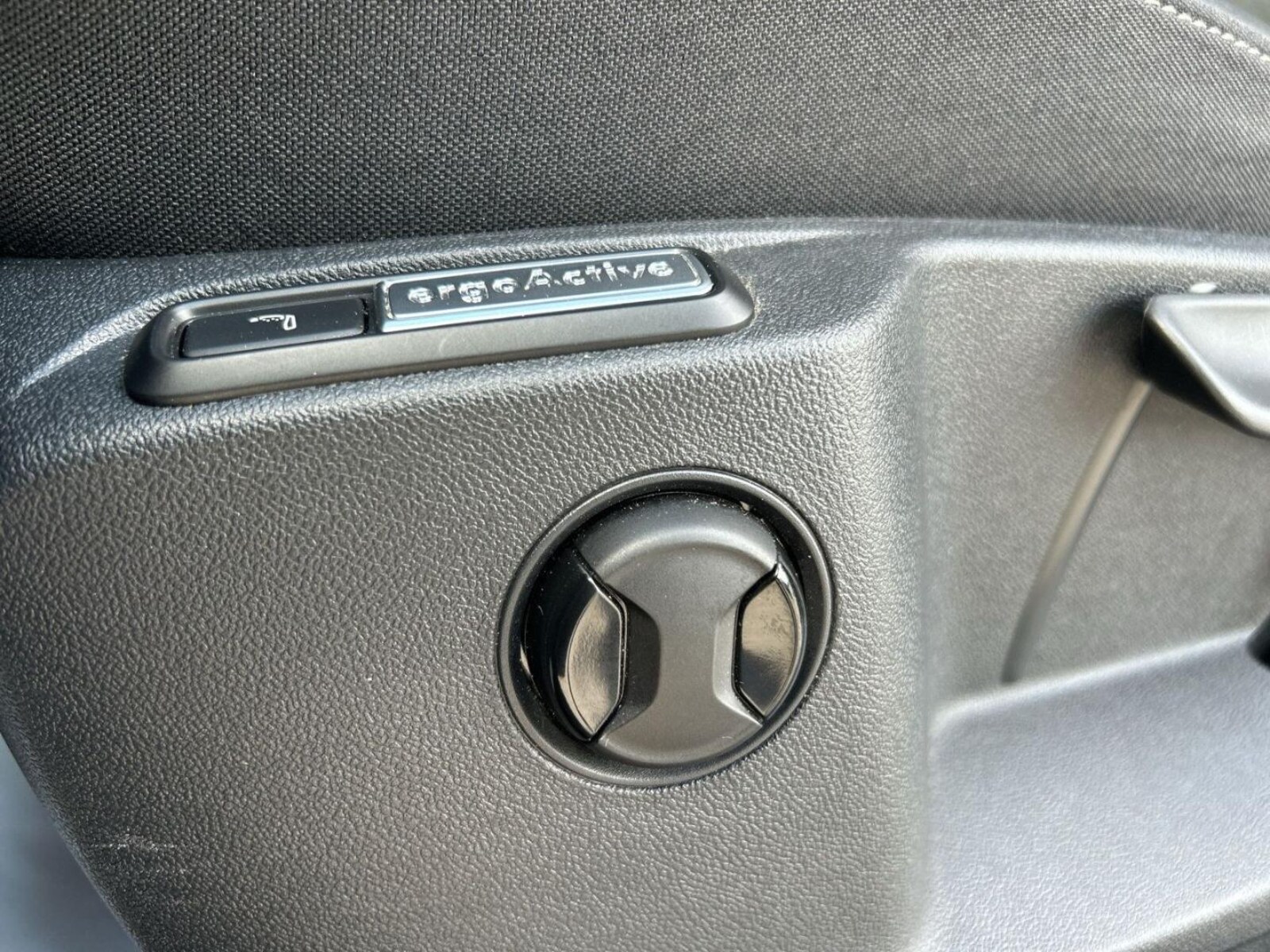 Volkswagen T-Roc – Bild 24