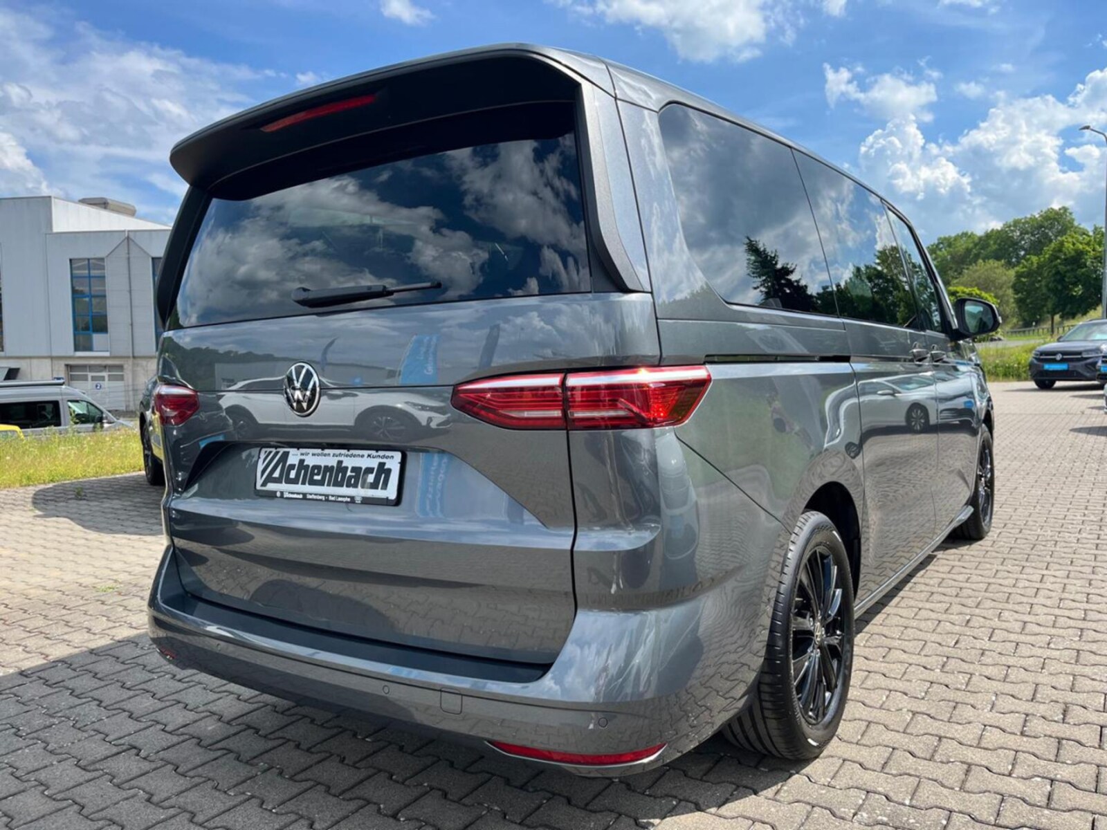 Volkswagen Multivan Langversion – Bild 6
