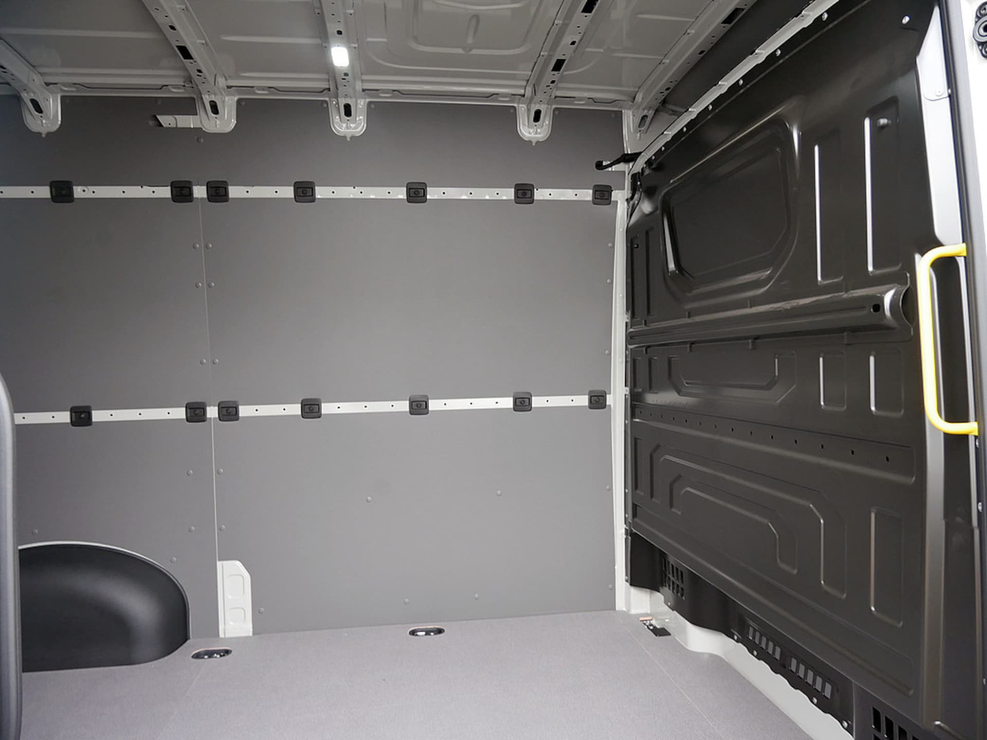 Volkswagen Crafter Kasten mittlerer Radstand