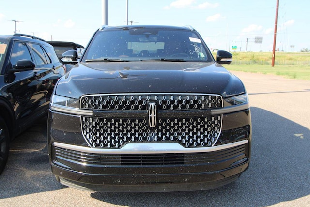 2025 Lincoln Navigator