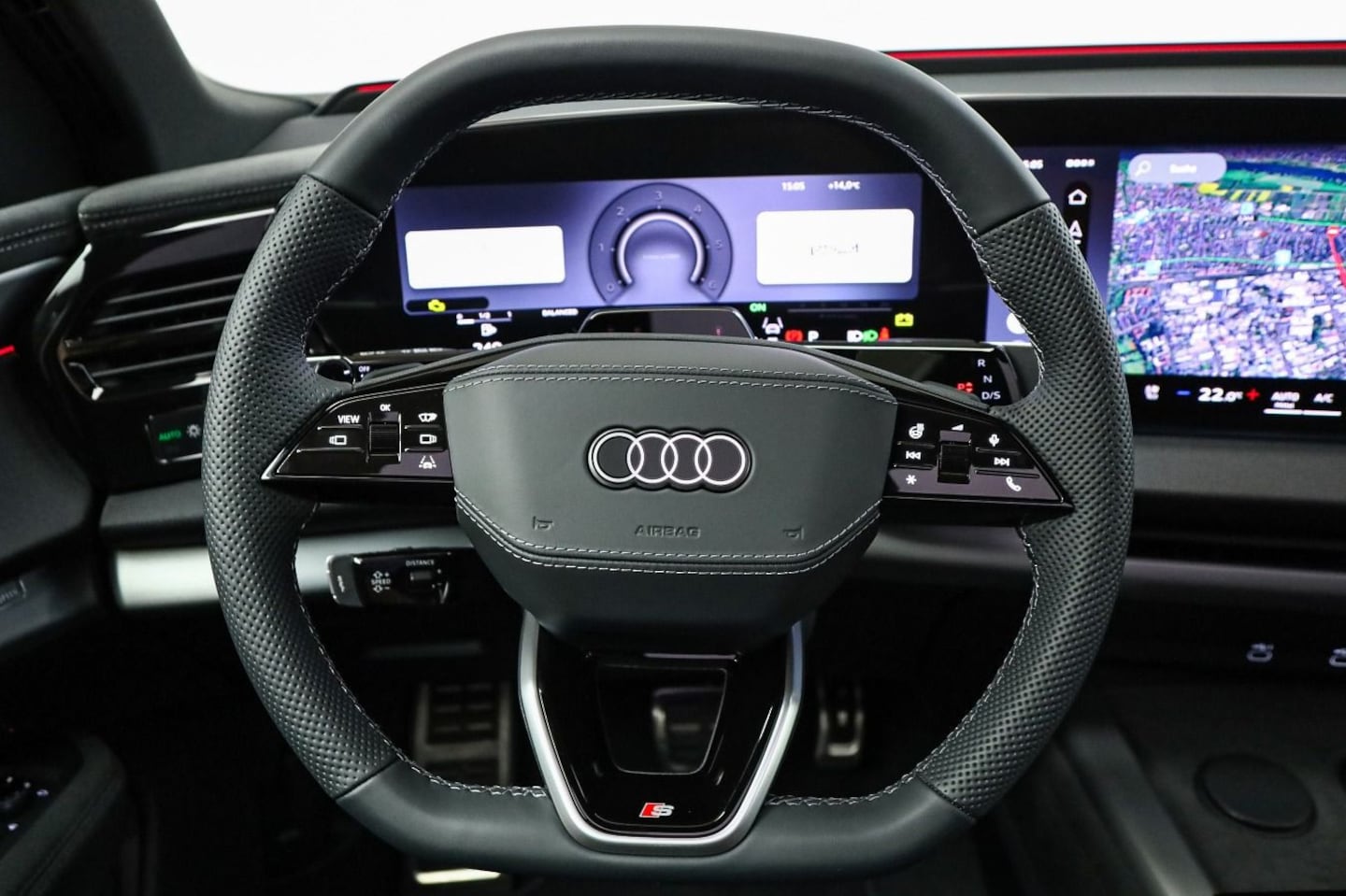 Bild über Audi Q7 SUV TDI quattro 220 kW tiptronic - für weitere Informationen kontaktieren Sie den Audi Partner
