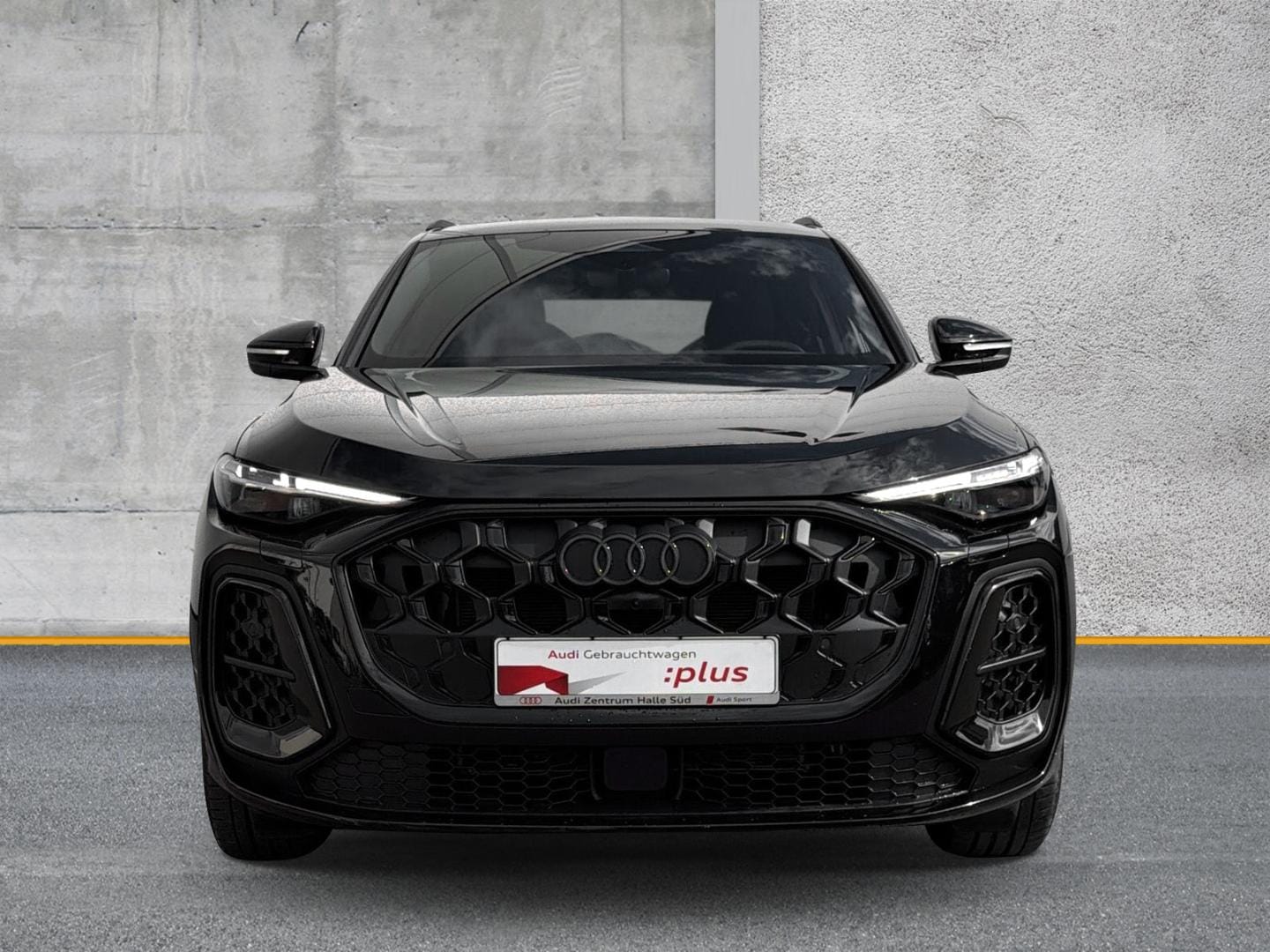 Bild über Audi Q5 SUV TDI quattro 150 kW S tronic - für weitere Informationen kontaktieren Sie den Audi Partner