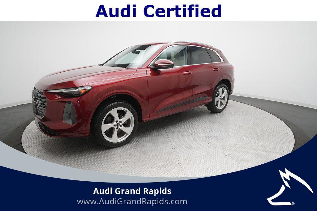 2025 Audi Q5 40 Premium Plus's photo