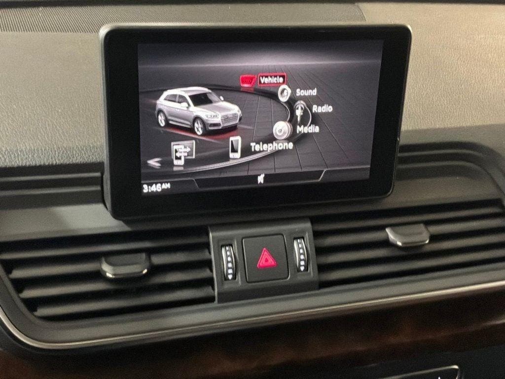 Used 2018 Audi Q5 Premium with VIN WA1ANAFY8J2133498 for sale in Great Neck, NY