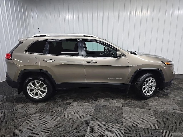 2016 Jeep Cherokee