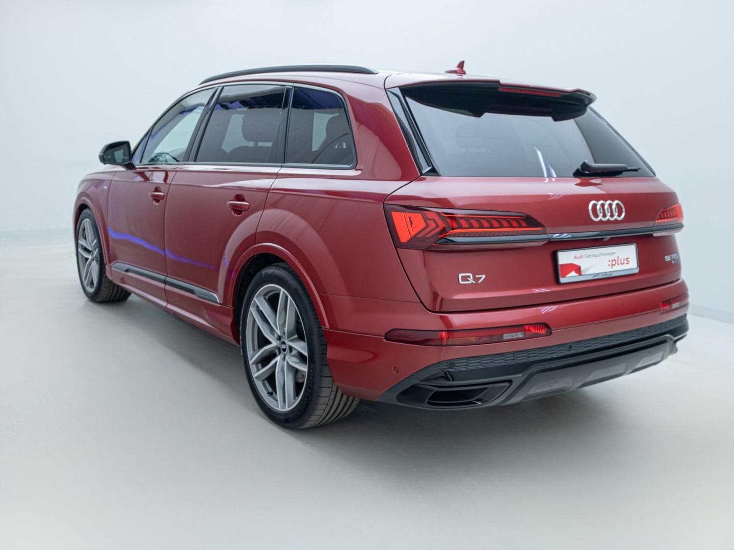 Bild über Audi Q7 competition plus 55 TFSI quattro tiptronic - für weitere Informationen kontaktieren Sie den Audi Partner