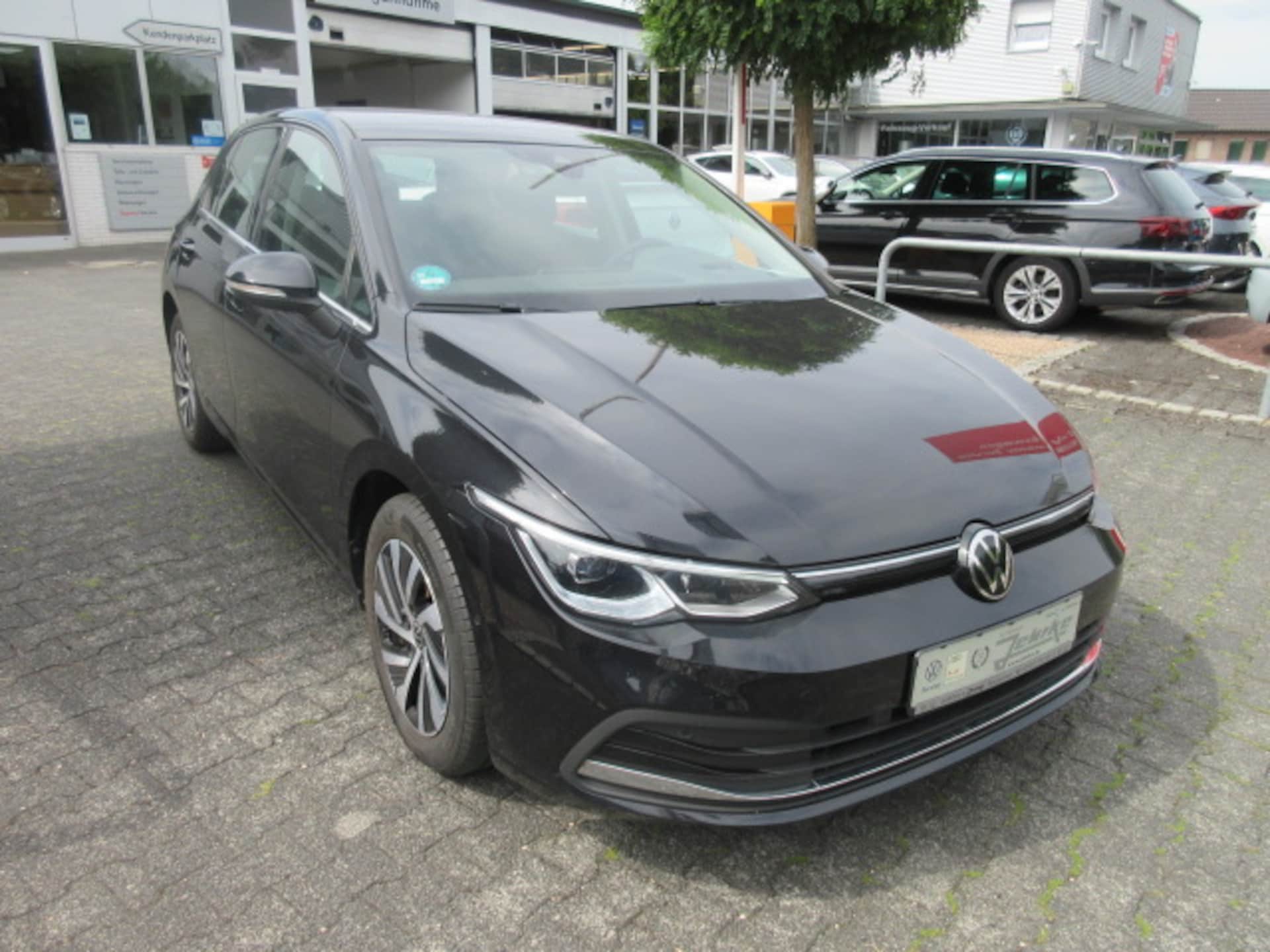 Volkswagen Golf Style