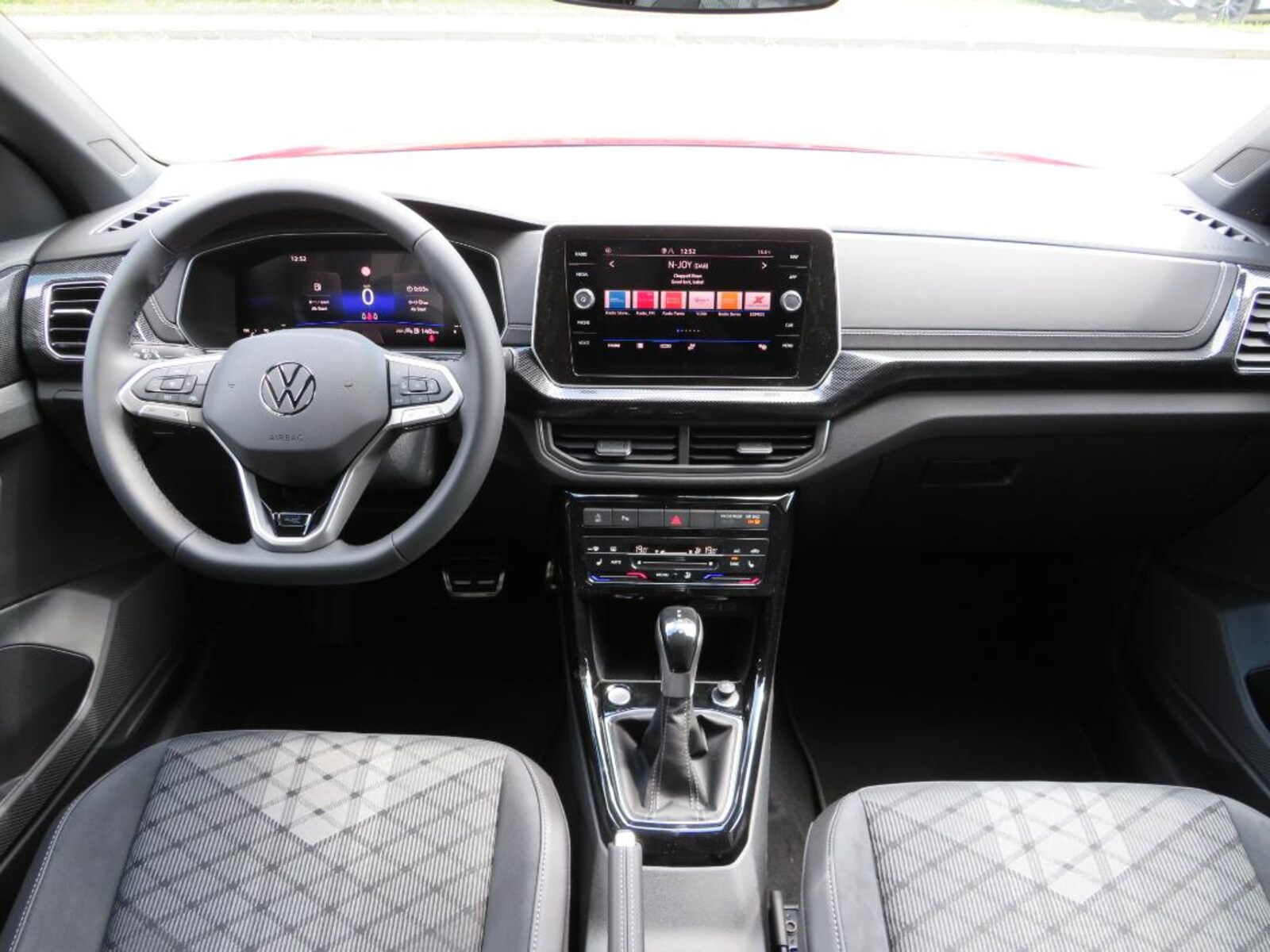Volkswagen T-Cross – Bild 12