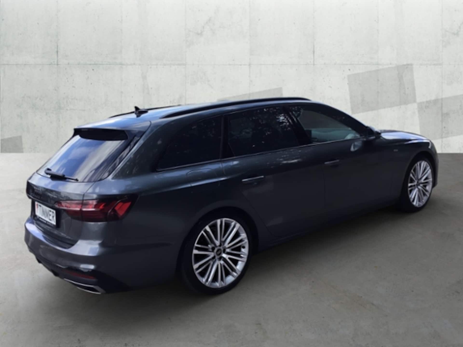 Audi A4 Avant S line