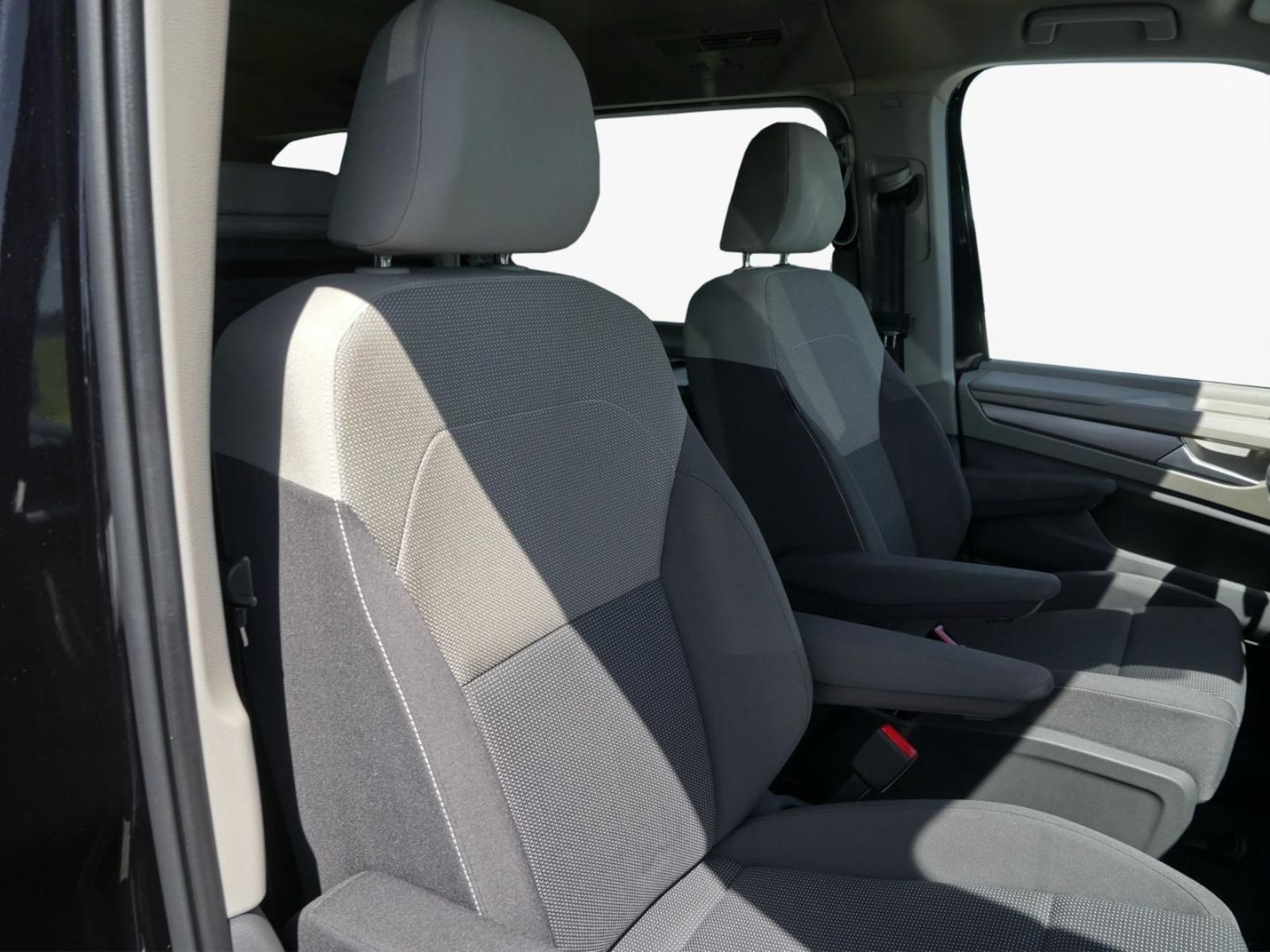Volkswagen Multivan – Bild 10