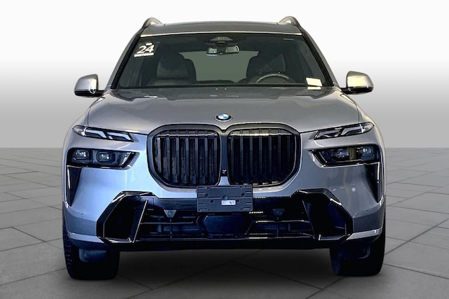 2024 BMW X7