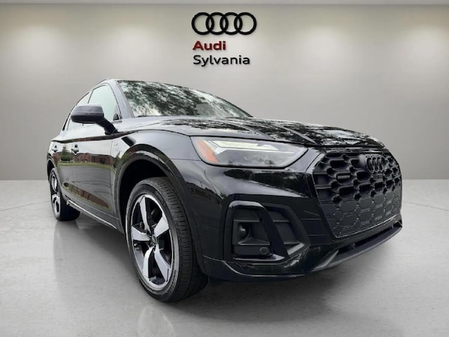 Photo of 2023 Audi Q5