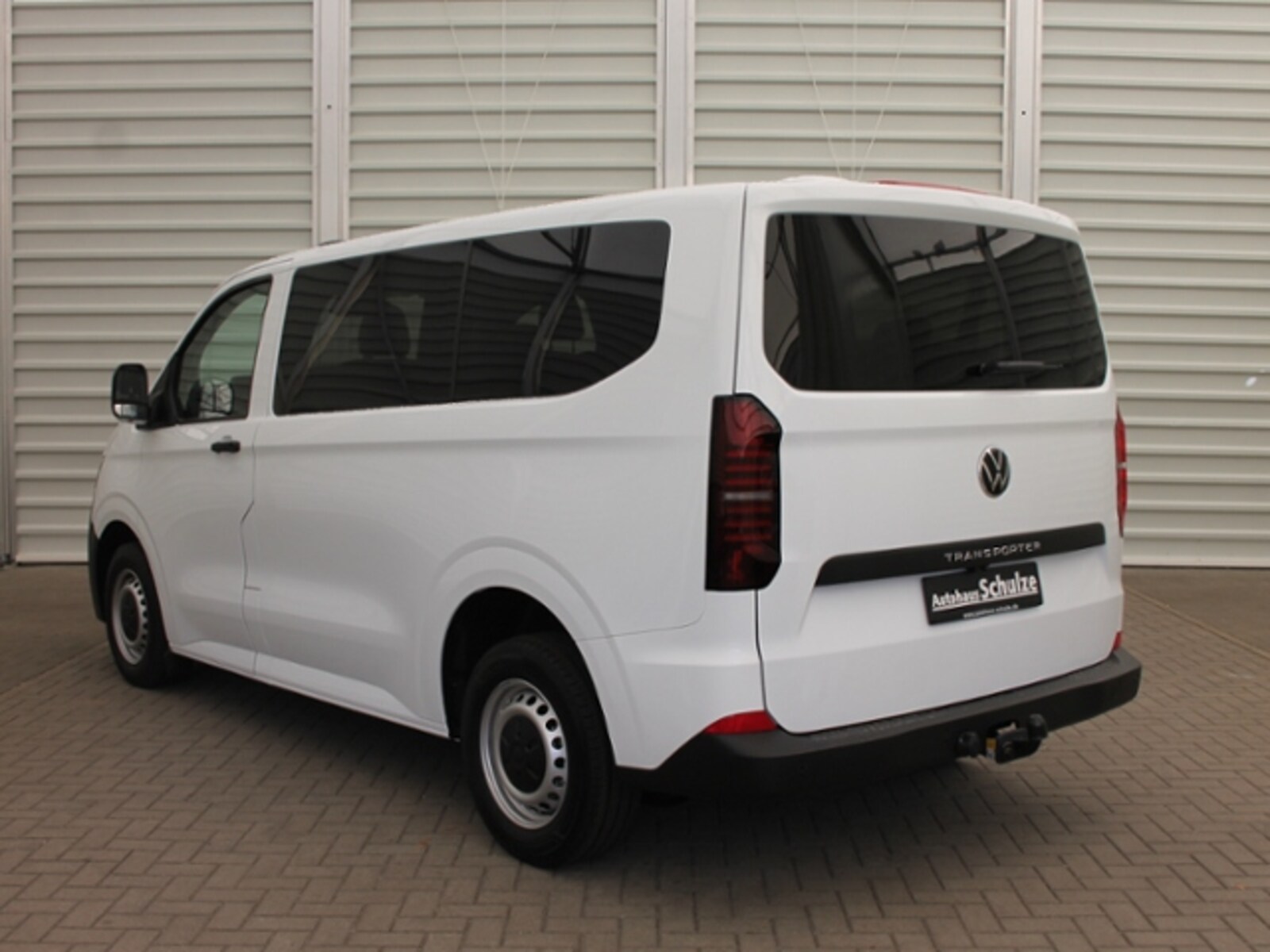 Volkswagen Transporter Kombi kurzer Radstand – Bild 4