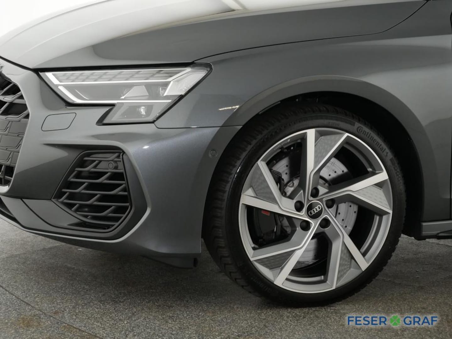 Bild über Audi S3 Limousine TFSI quattro S tronic - für weitere Informationen kontaktieren Sie den Audi Partner