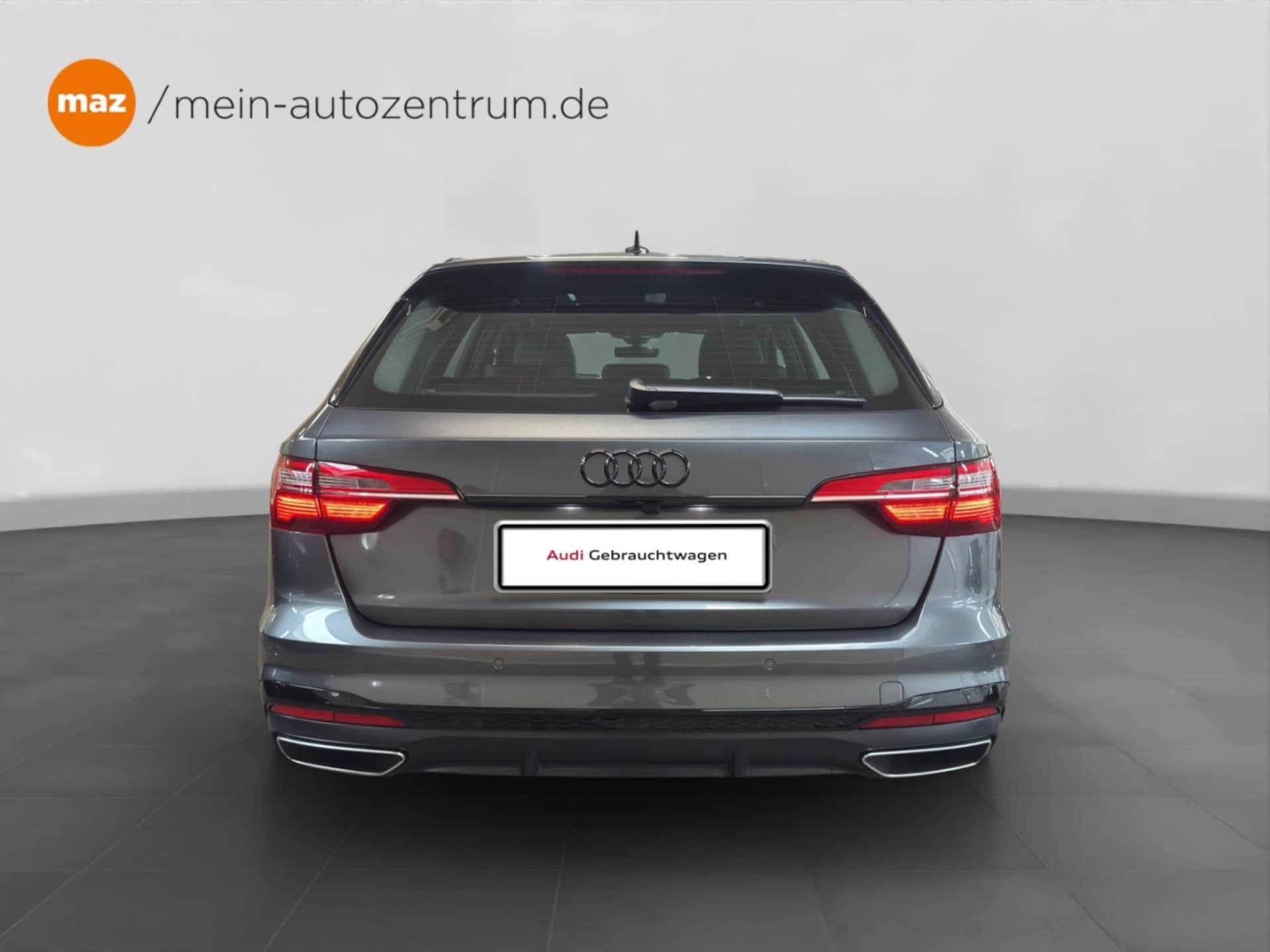 Audi A4 Avant S line