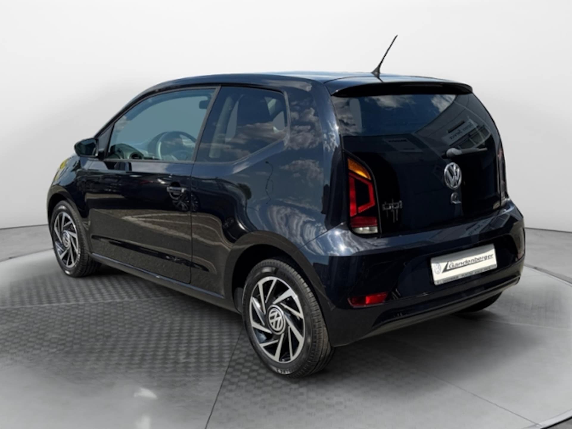 Volkswagen up! join up!