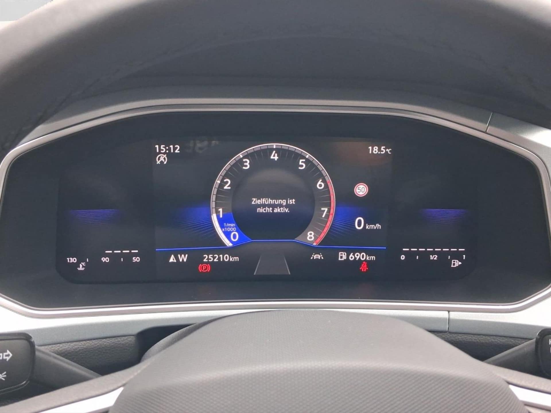 Volkswagen T-Roc Life