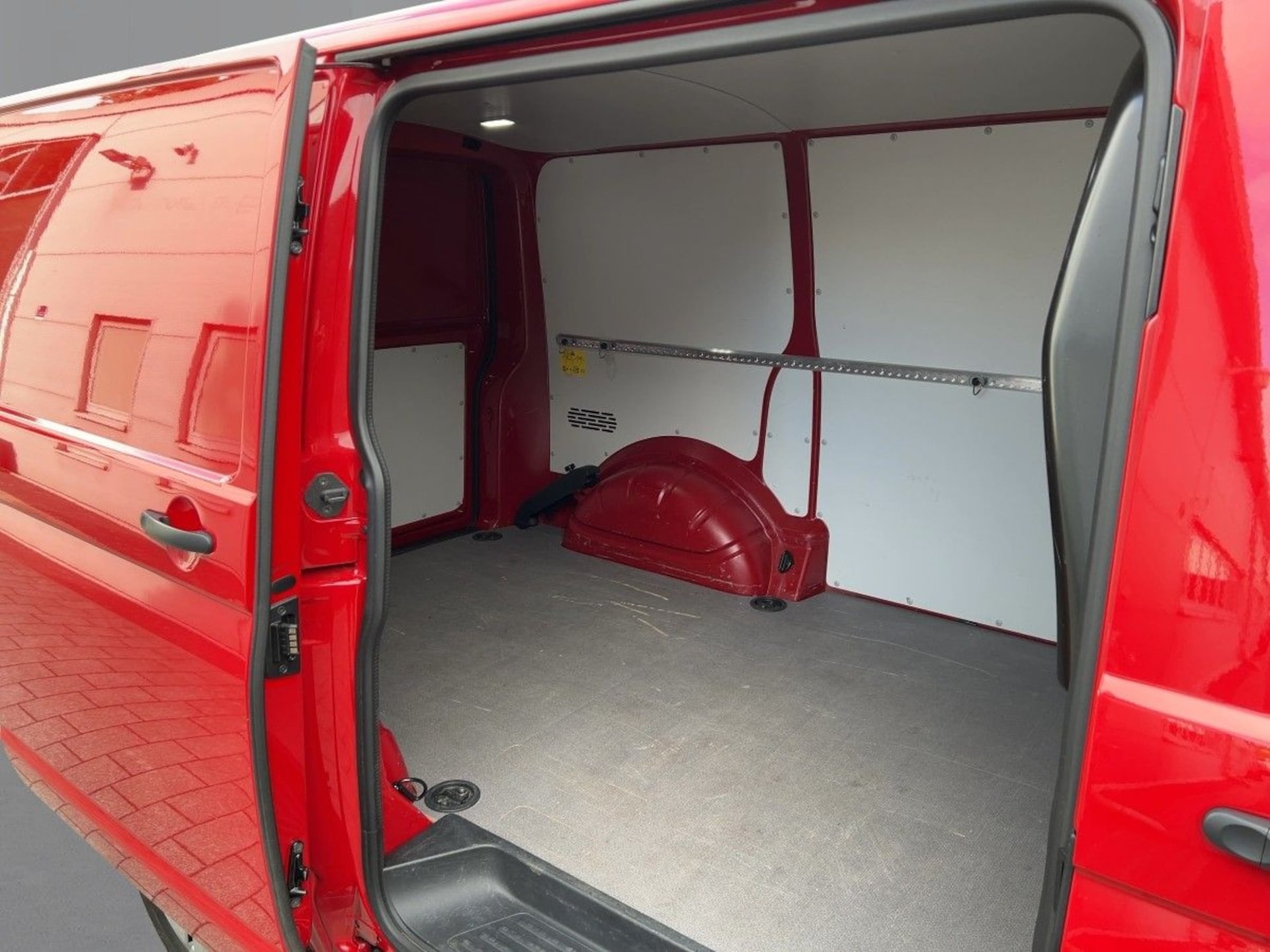 Volkswagen T6.1 Transporter Kasten kurzer Radstand
