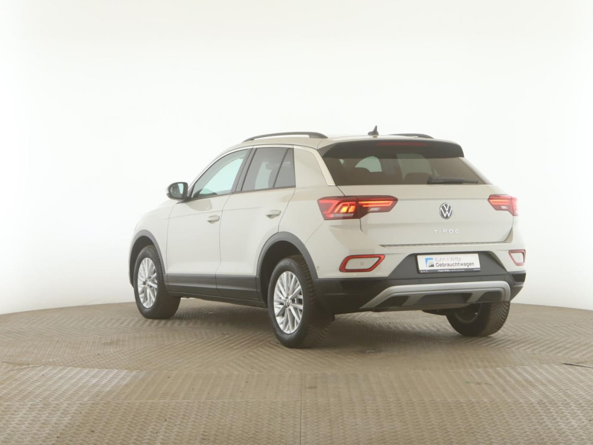 Volkswagen T-Roc Life