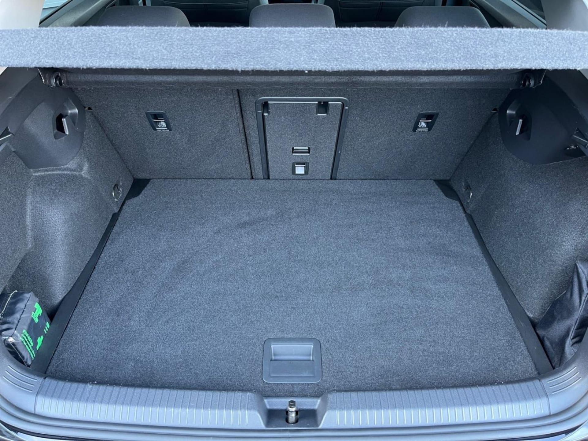 Volkswagen Golf Active