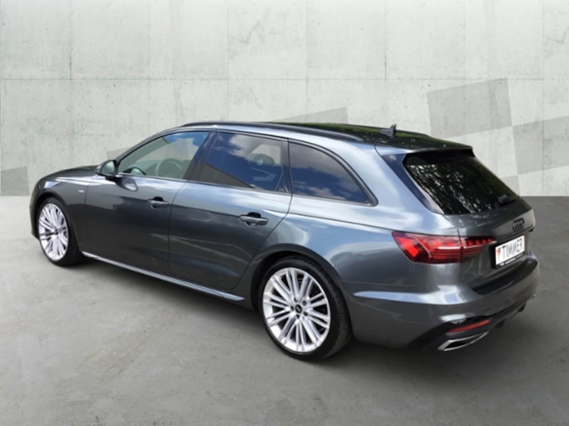 Audi A4 Avant S line