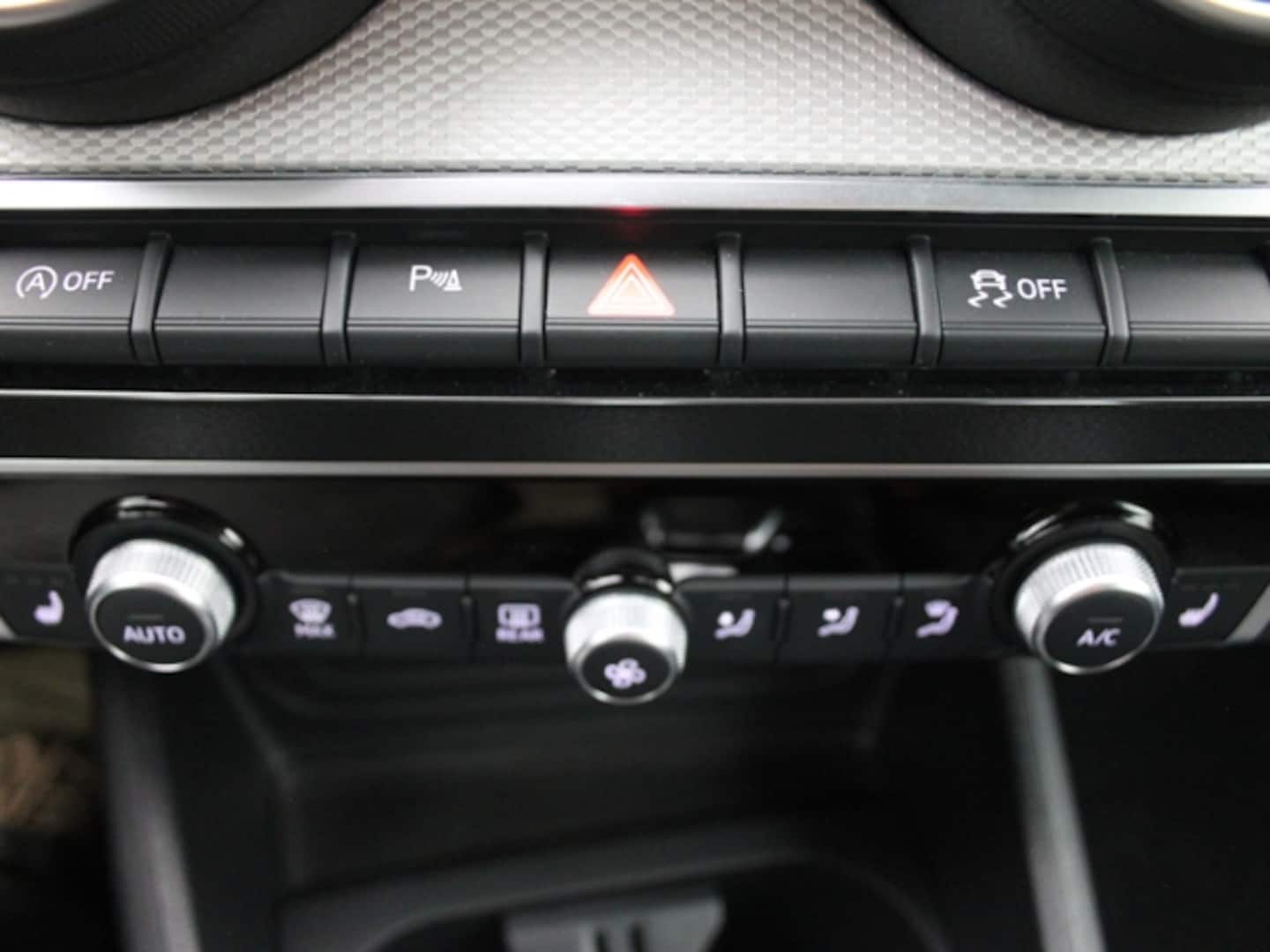 Bild über Audi Q2 advanced 35 TFSI S tronic - für weitere Informationen kontaktieren Sie den Audi Partner