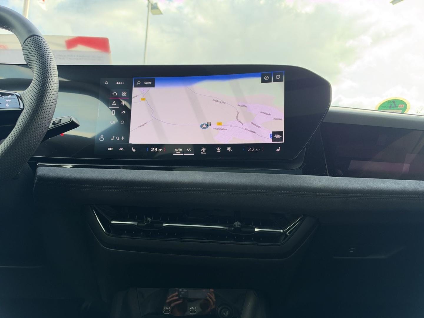 Bild über Audi Q6 Sportback e-tron e-tron quattro - für weitere Informationen kontaktieren Sie den Audi Partner