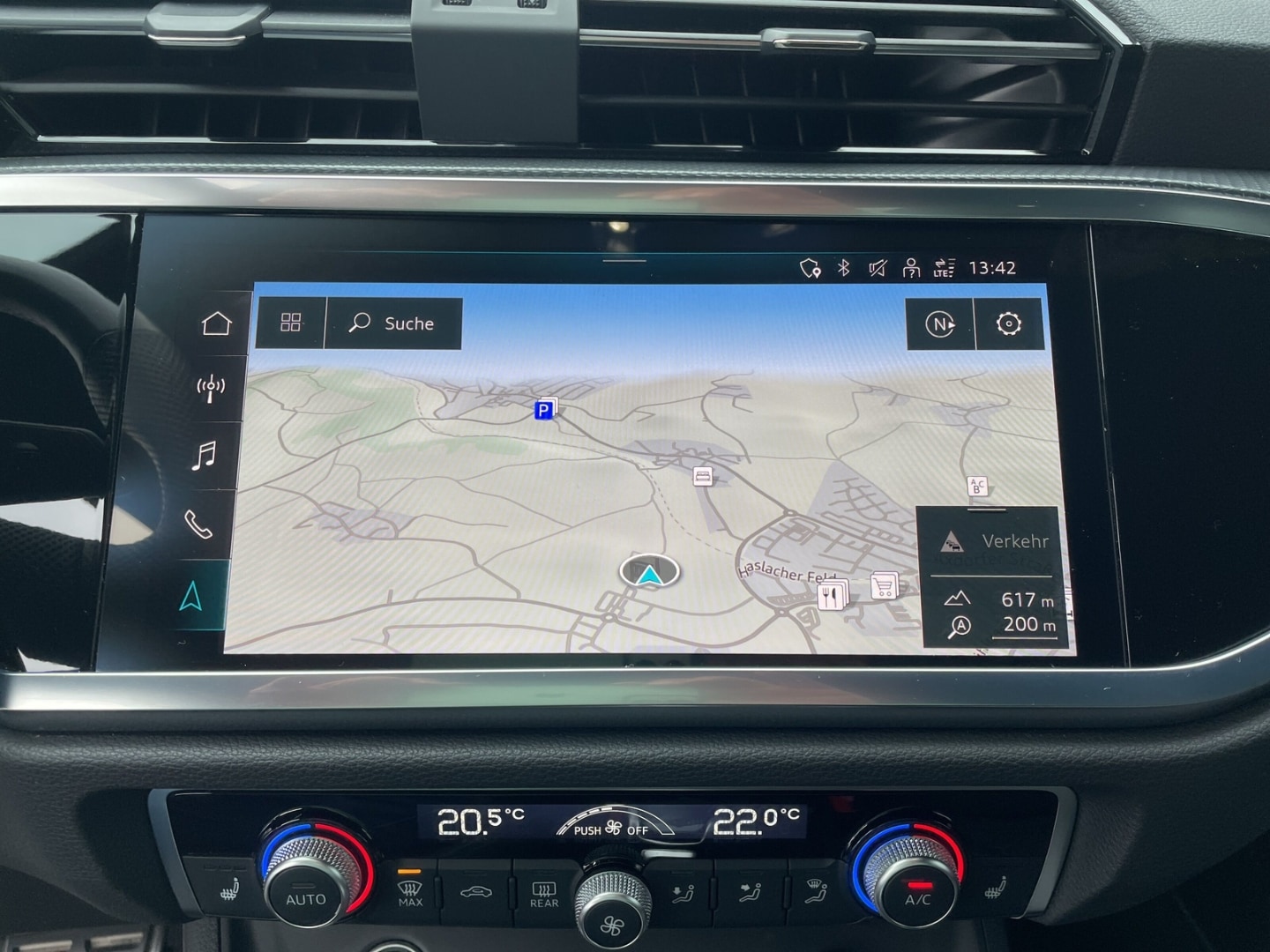Bild über Audi Q3 S line 45 TFSI quattro S tronic - für weitere Informationen kontaktieren Sie den Audi Partner