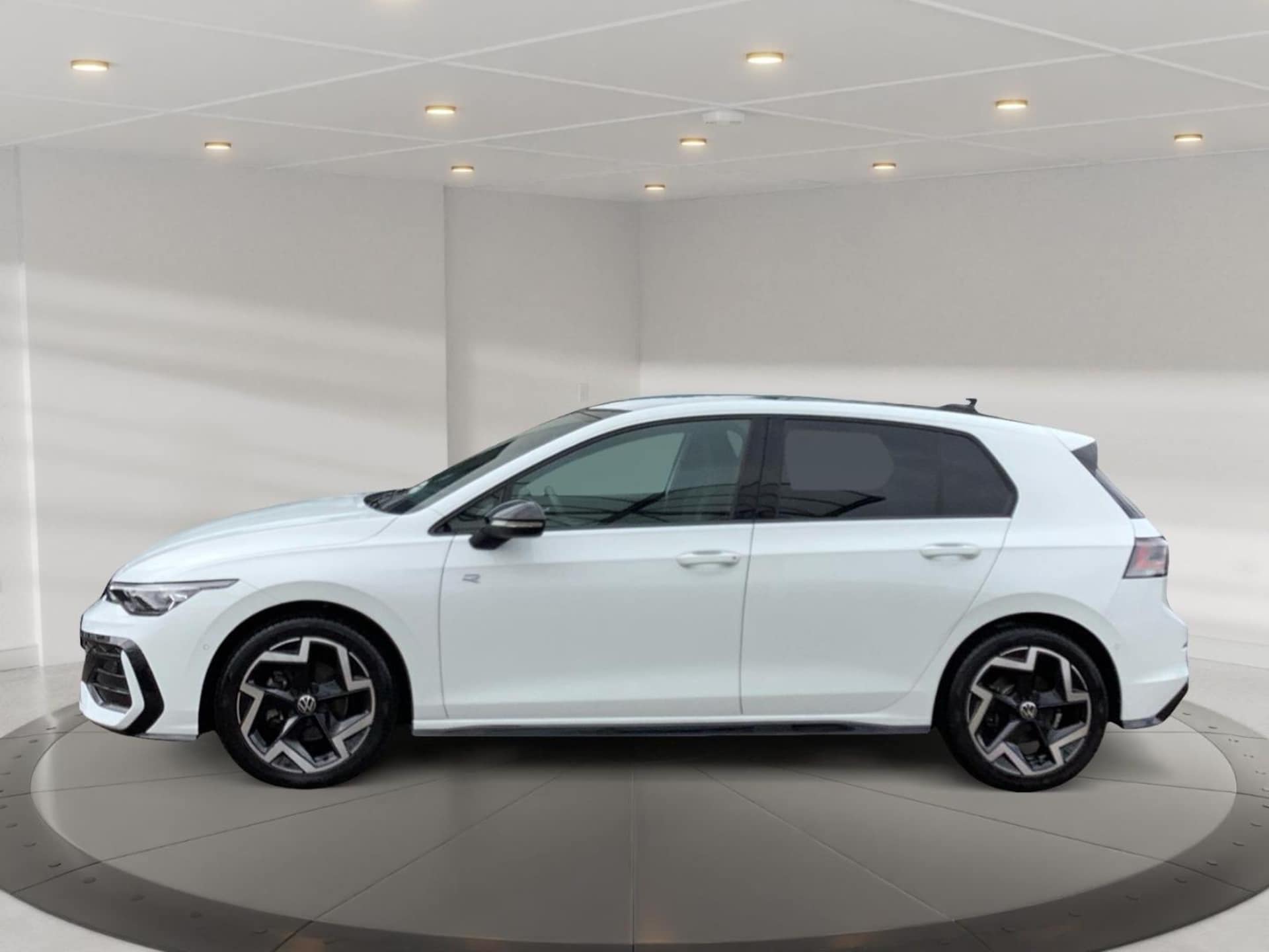 Volkswagen Golf R-Line