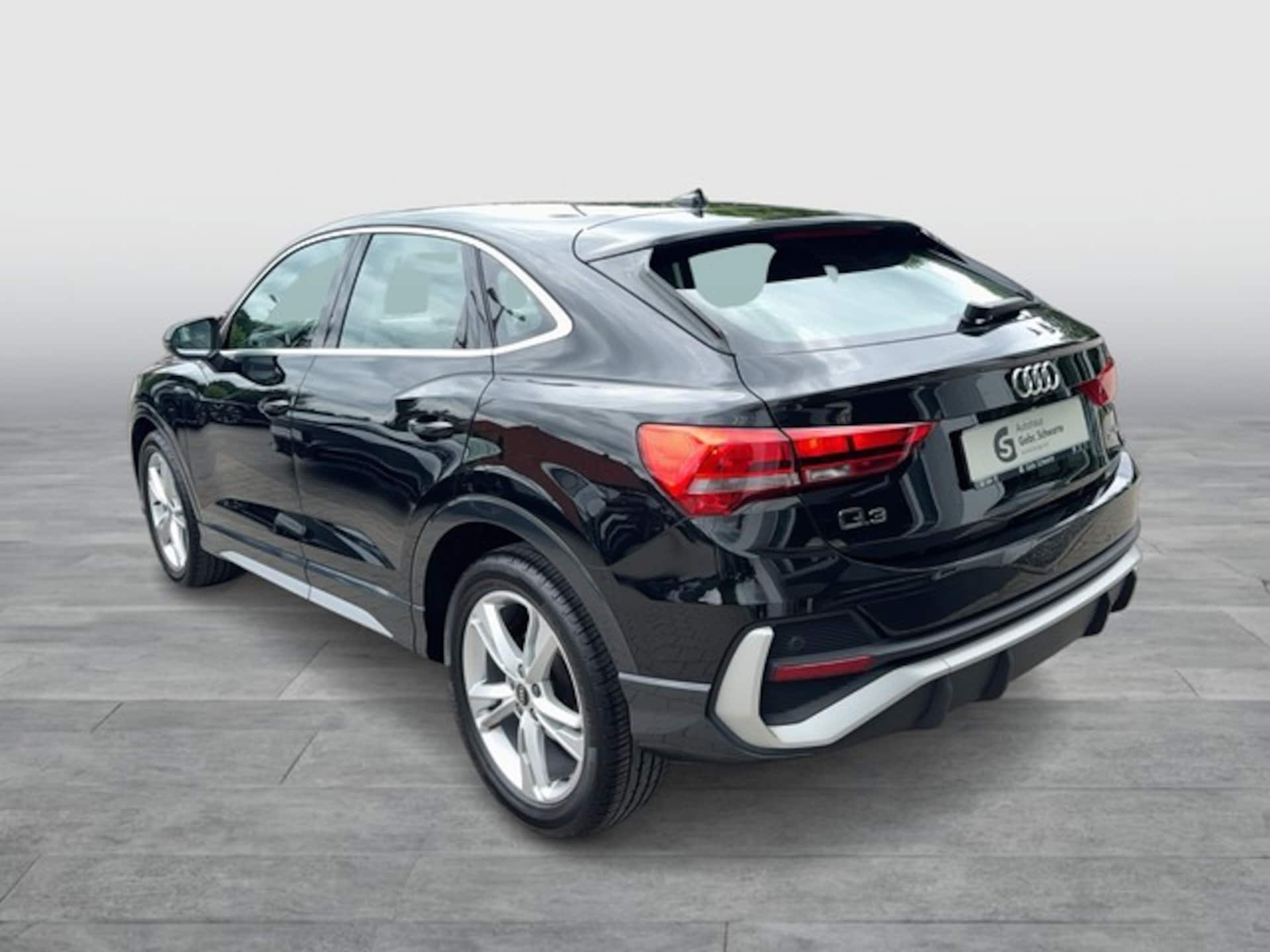 Audi Q3 Sportback S line