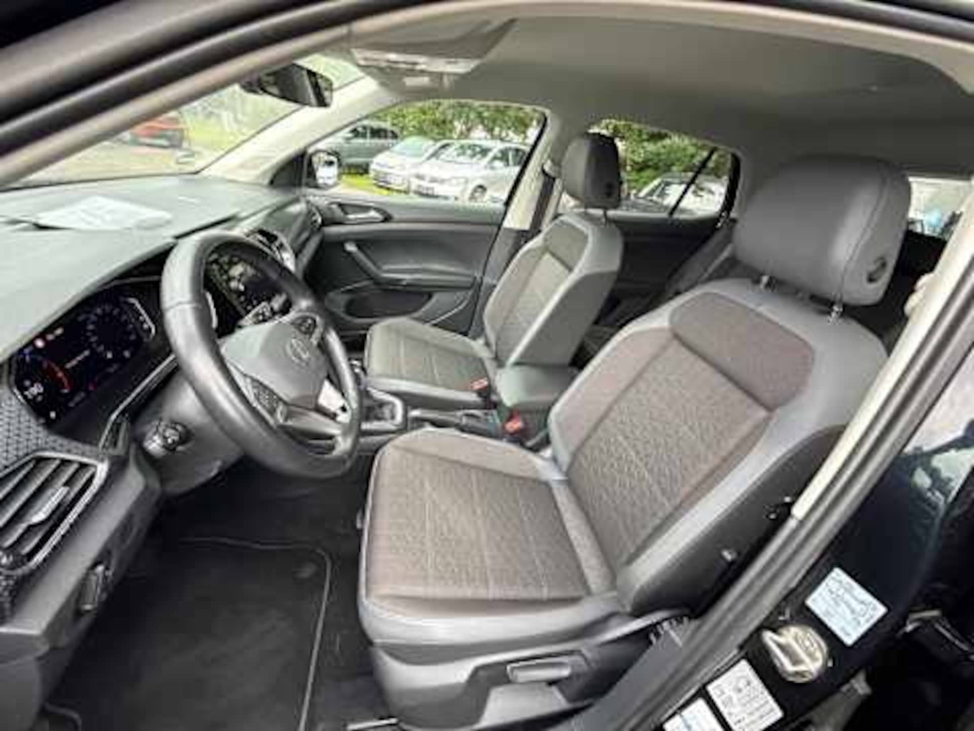 Volkswagen T-Cross Style