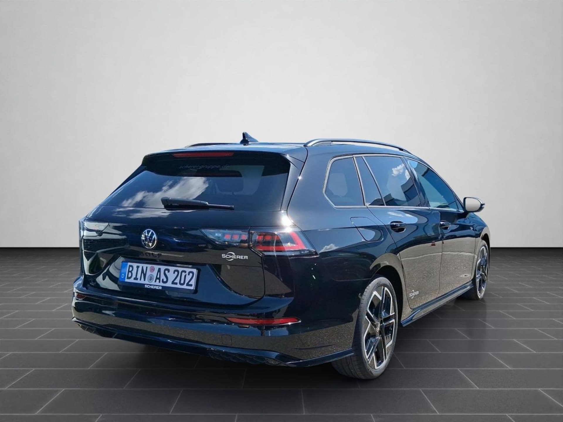Volkswagen Golf Variant R-Line