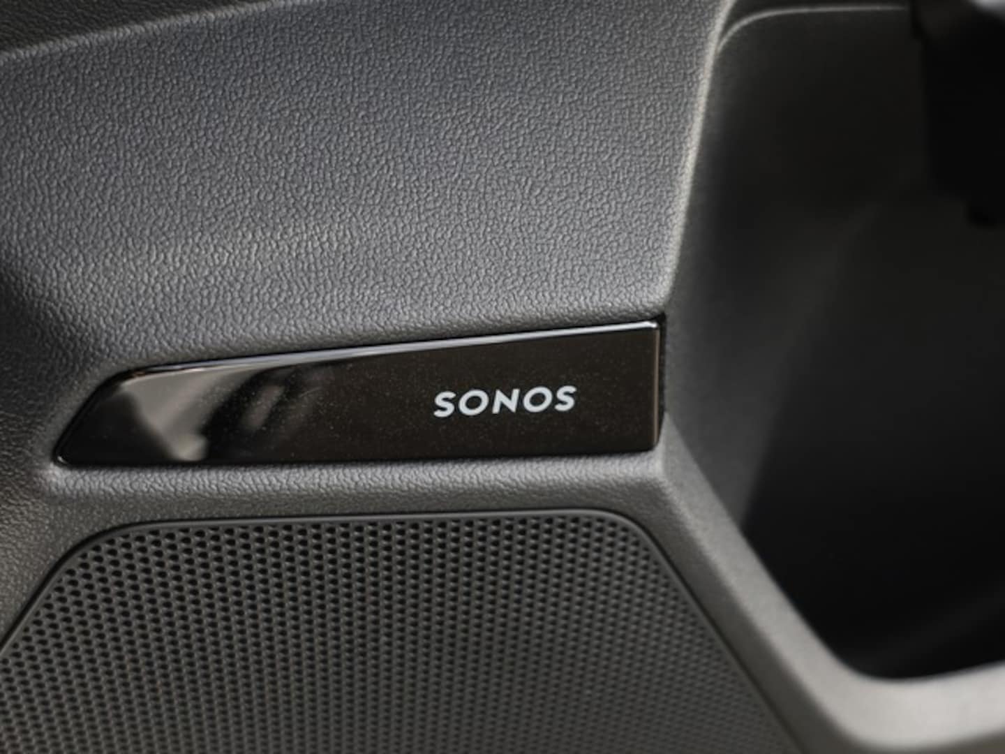 Bild über Audi RS 3 Limousine TFSI quattro 294 kW S tronic - für weitere Informationen kontaktieren Sie den Audi Partner