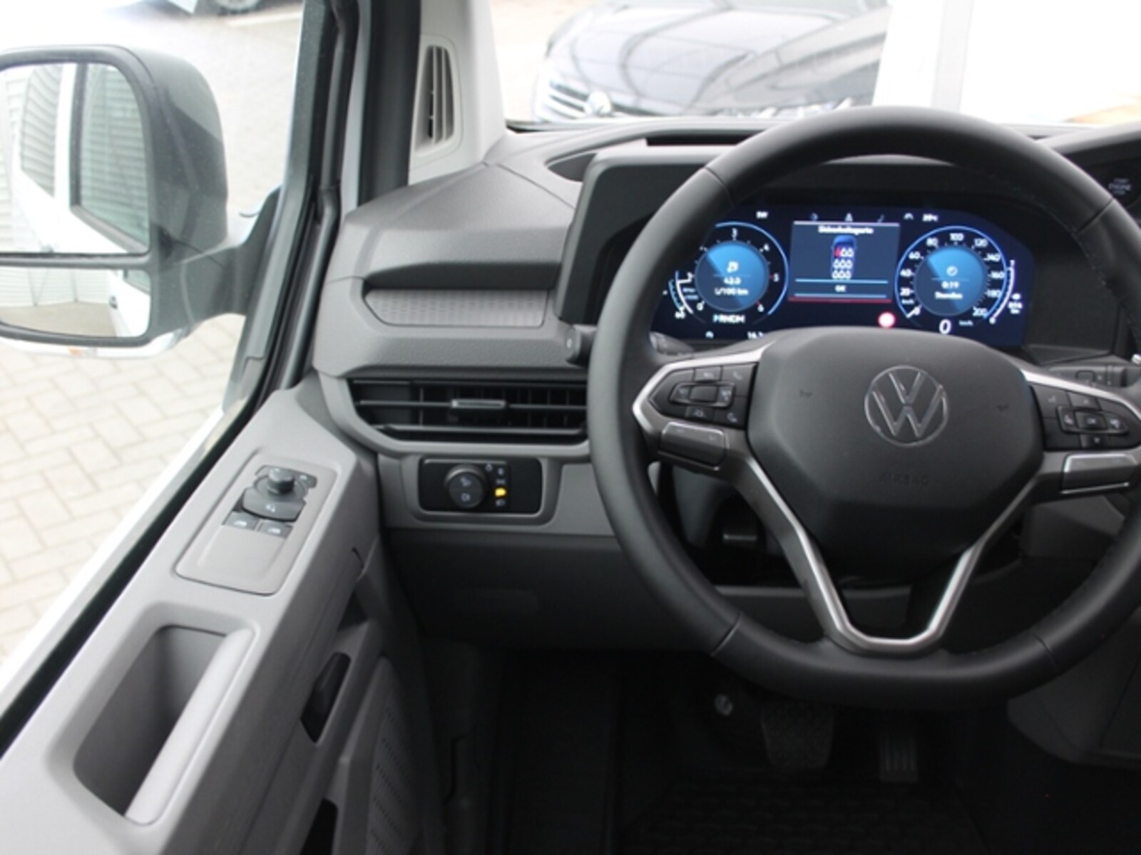 Volkswagen Transporter Kombi kurzer Radstand – Bild 17