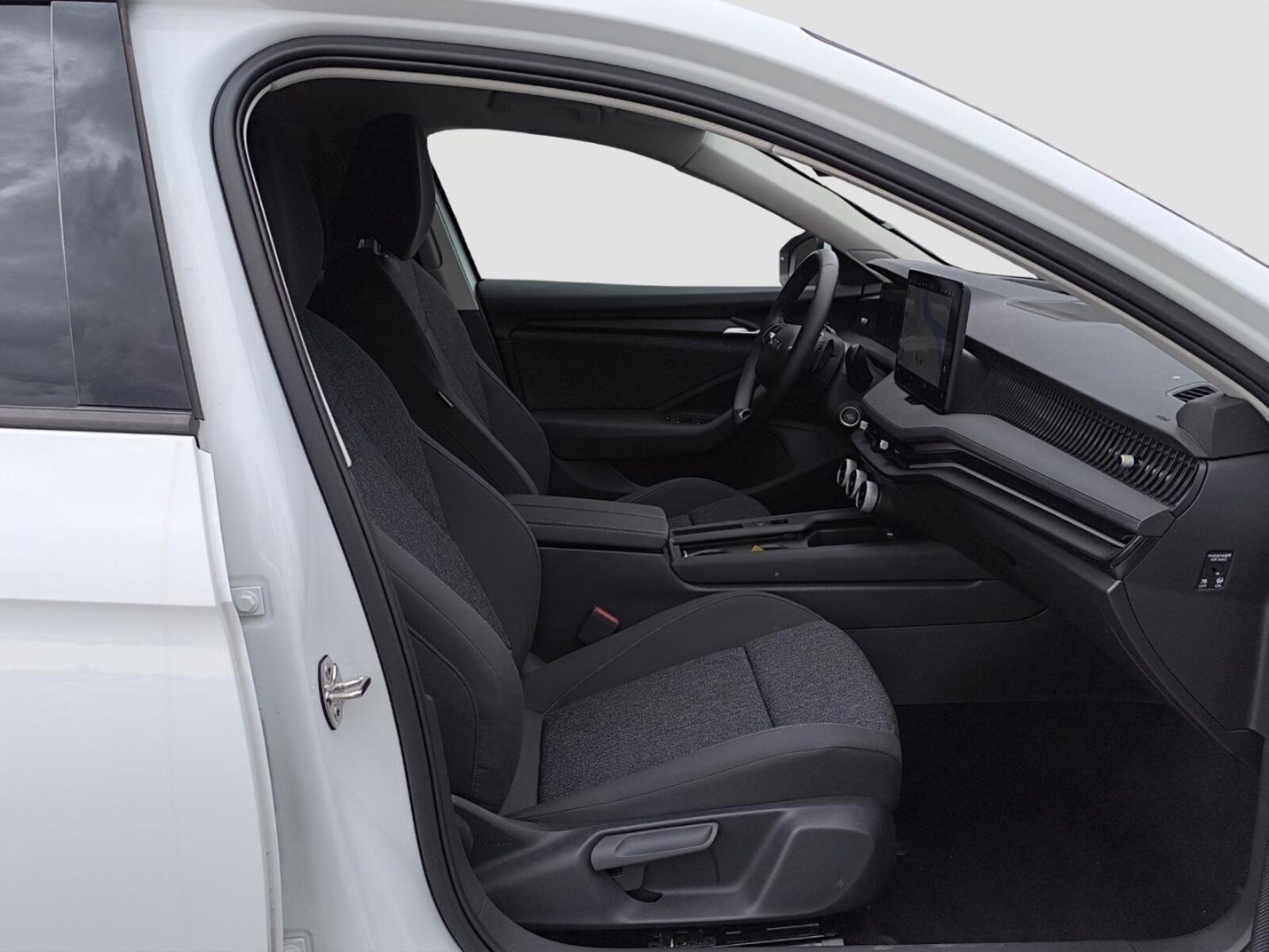 Škoda Superb Combi – Bild 21