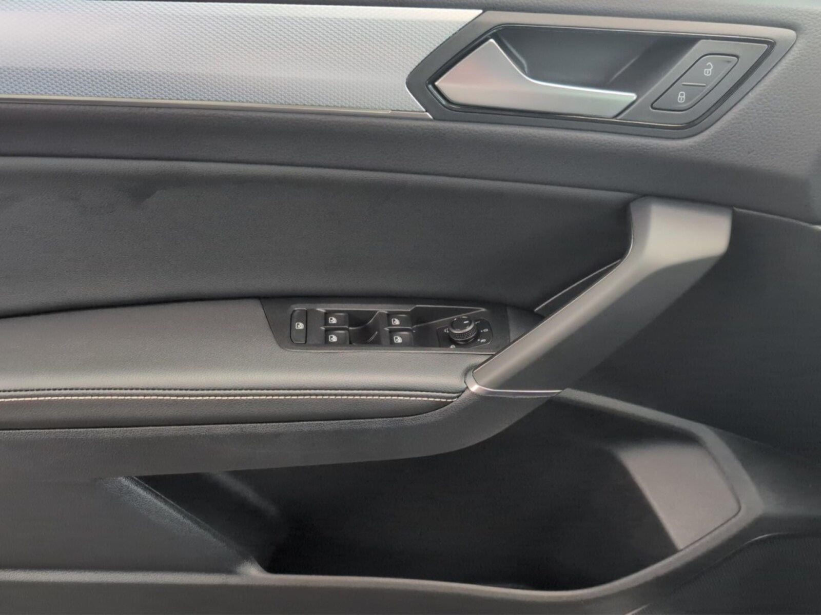 Volkswagen Touran – Bild 12