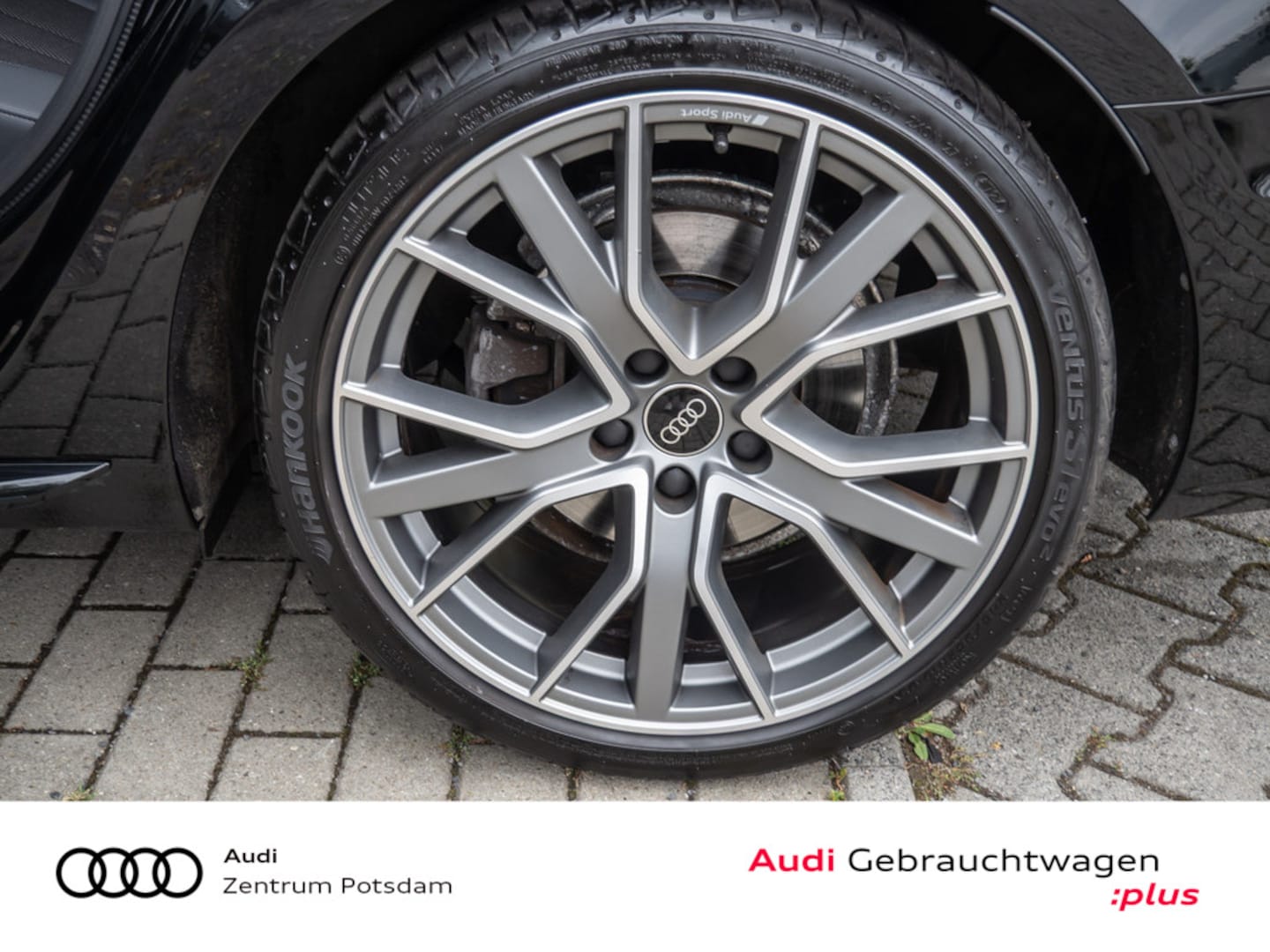 Bild über Audi A4 Avant S line 40 TFSI quattro S tronic - für weitere Informationen kontaktieren Sie den Audi Partner