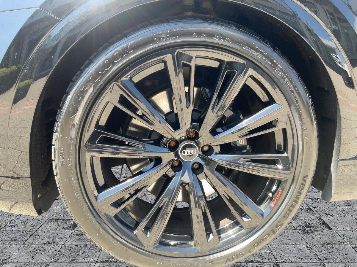 Image about Audi SQ8 TDI quattro tiptronic