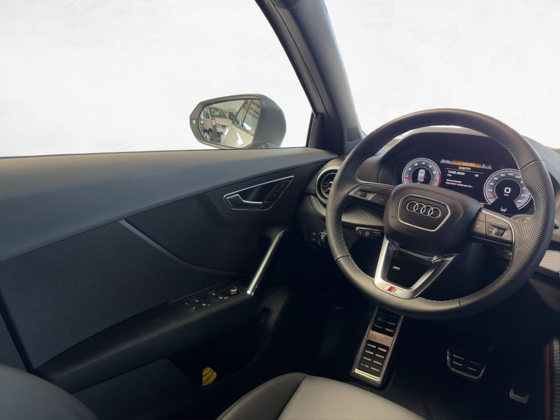 Audi Q2 S line