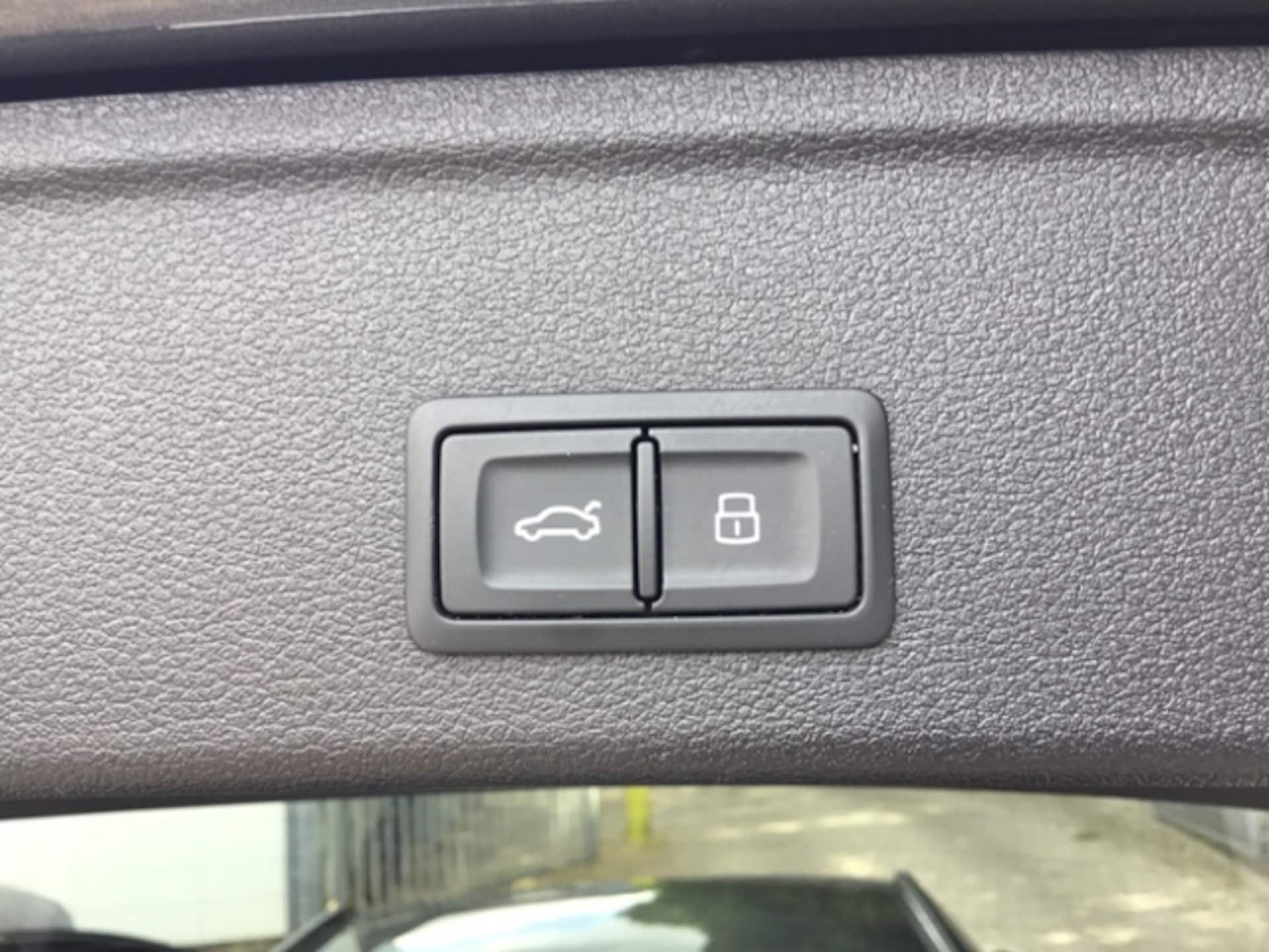 Audi A4 Avant S line