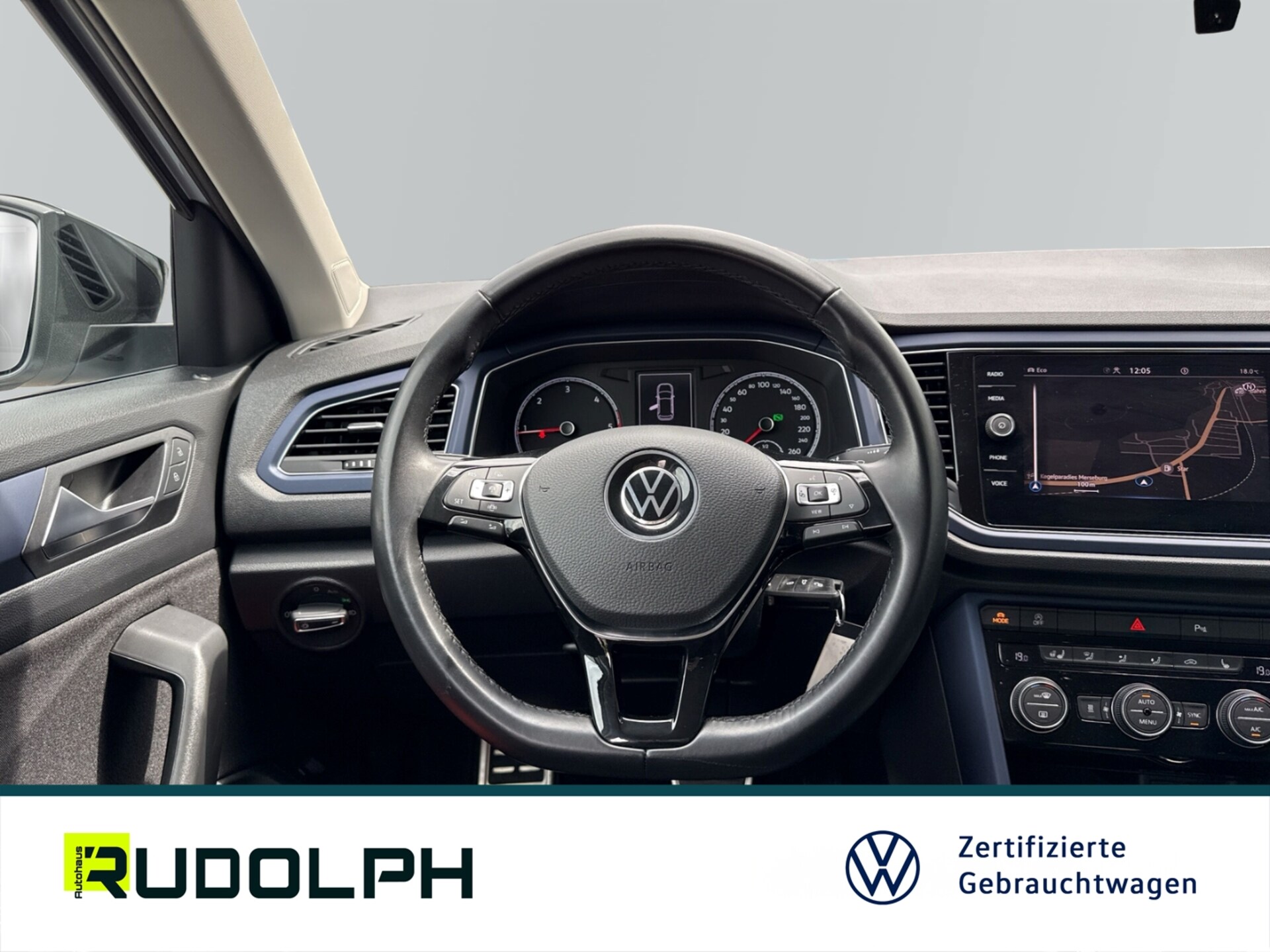 Volkswagen T-Roc United
