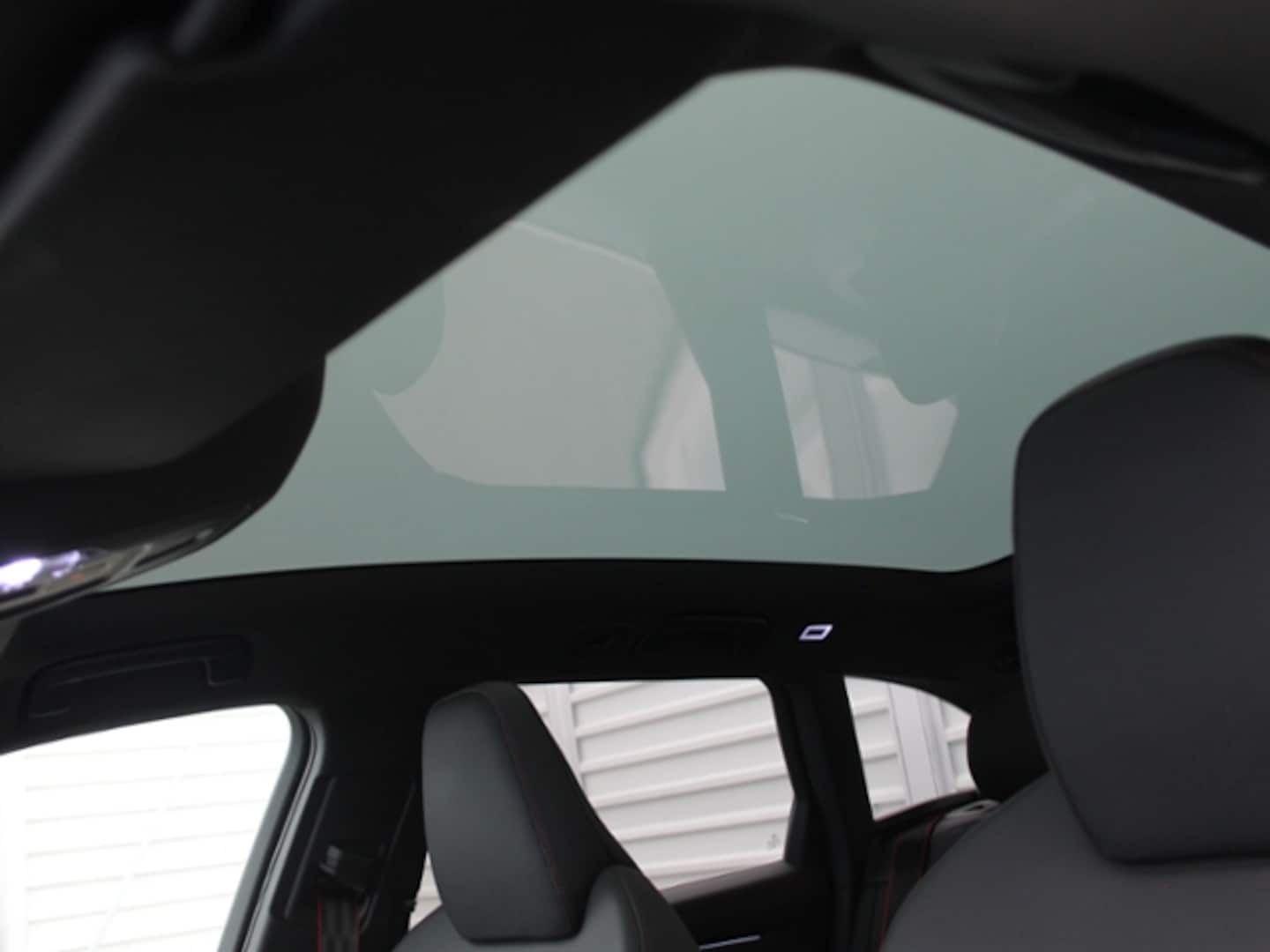 Bild über Audi A6 Avant TFSI quattro 270 kW S tronic - für weitere Informationen kontaktieren Sie den Audi Partner