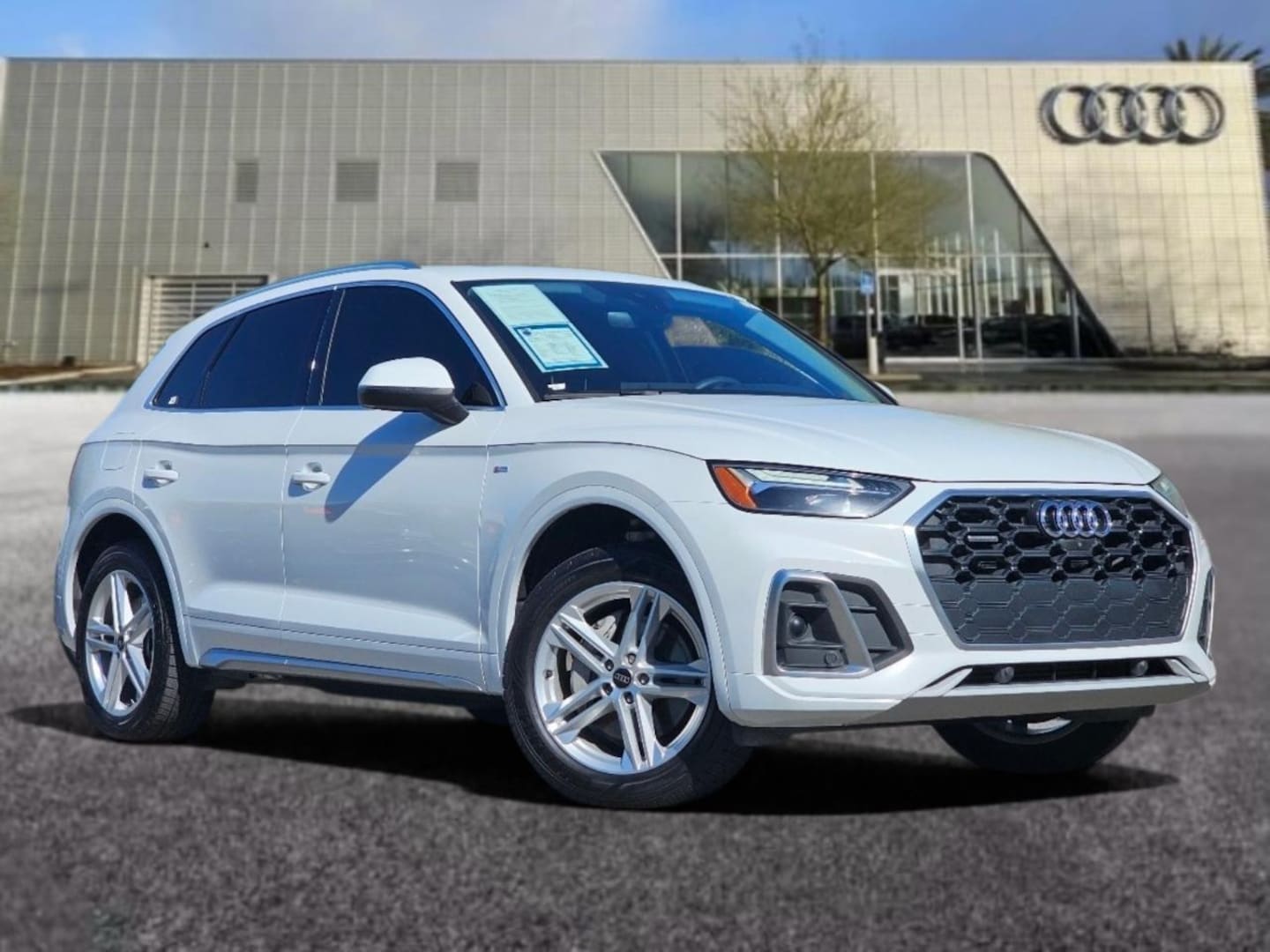 2024 Audi Q5 TFSI e