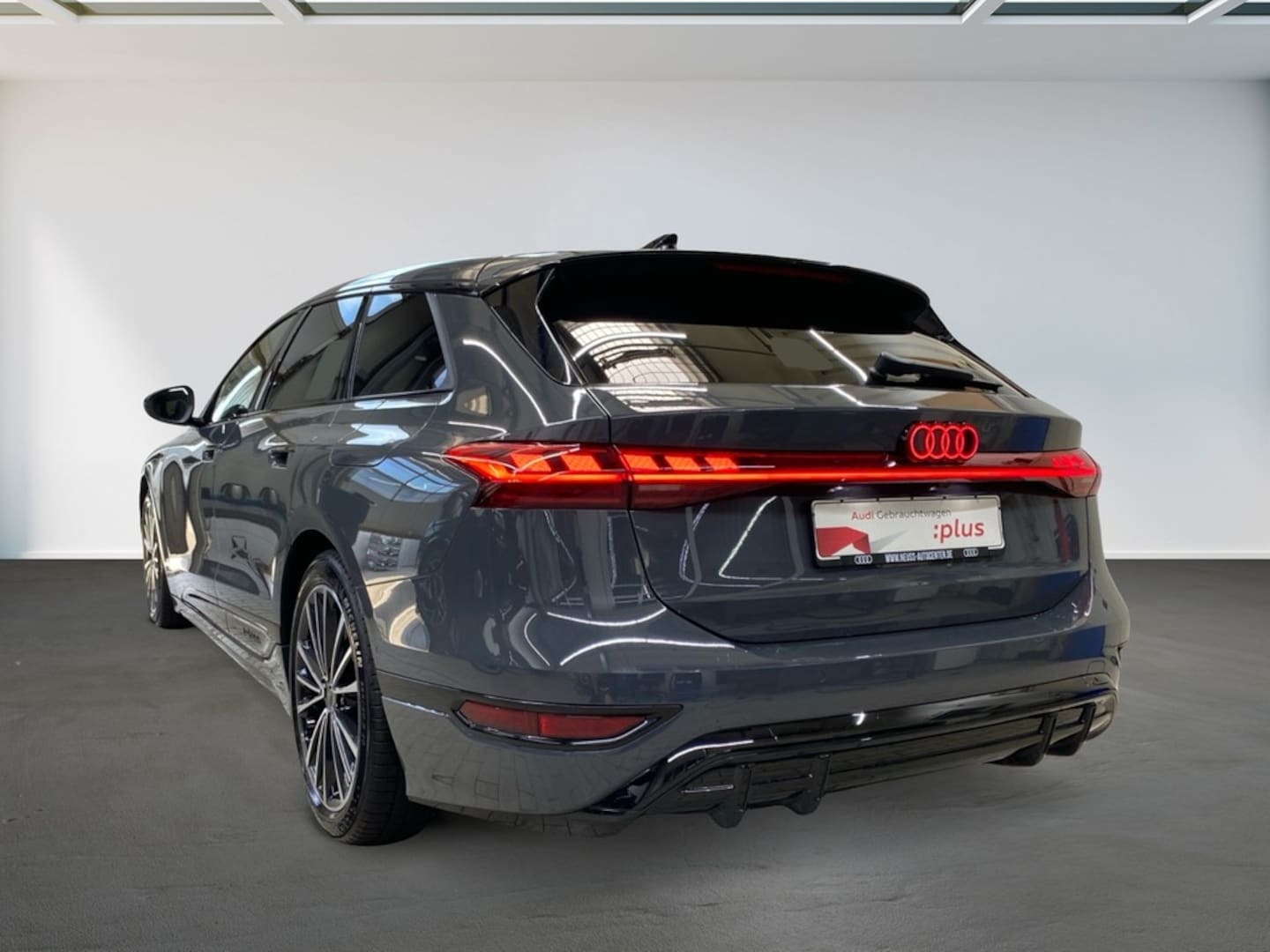 Bild über Audi A6 Avant e-tron e-tron performance - für weitere Informationen kontaktieren Sie den Audi Partner