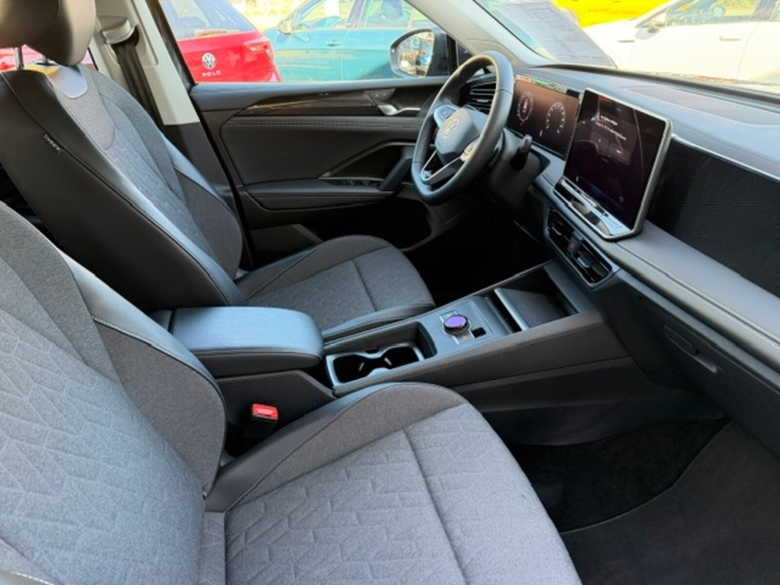Volkswagen Tiguan – Bild 11