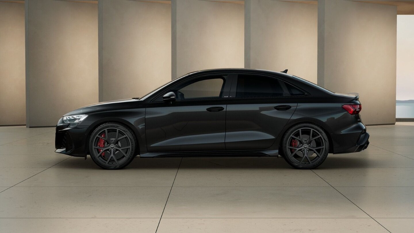 Bild über Audi RS 3 Limousine TFSI quattro 294 kW S tronic - für weitere Informationen kontaktieren Sie den Audi Partner