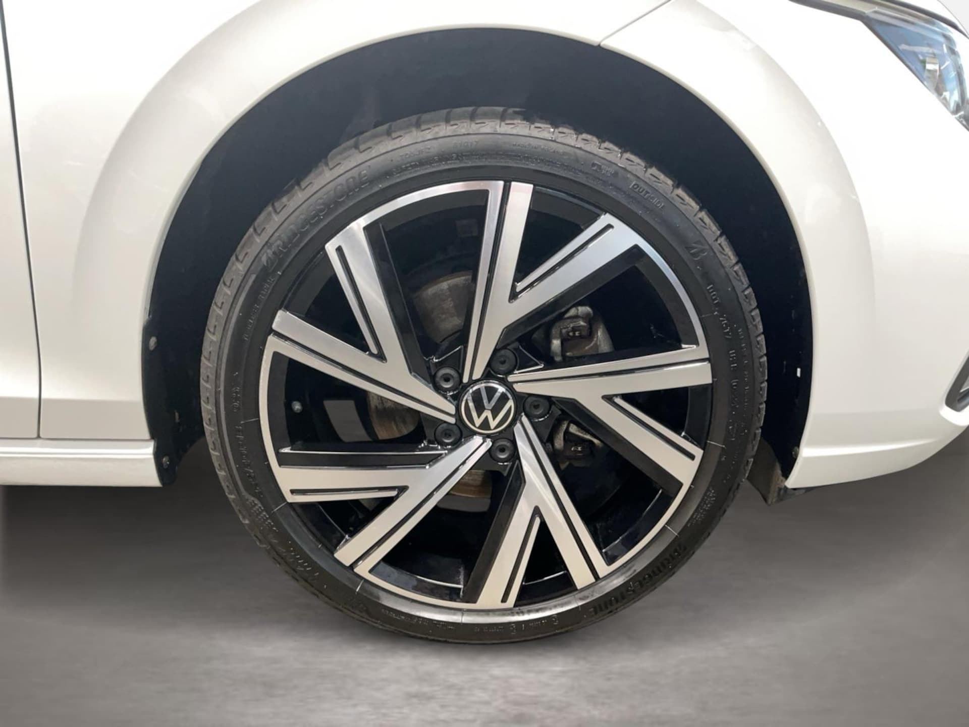 Volkswagen Golf Style